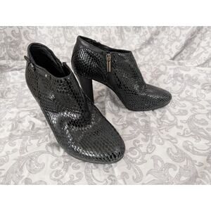 aquatalia snake ankle boots 7.5
